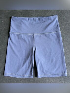 Athleta Ultra High Rise Elation 7” Short size small